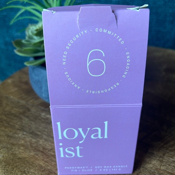 NIB Enneagram 6 “The Loyalist” candle from Paddywax - Picture 4 of 6